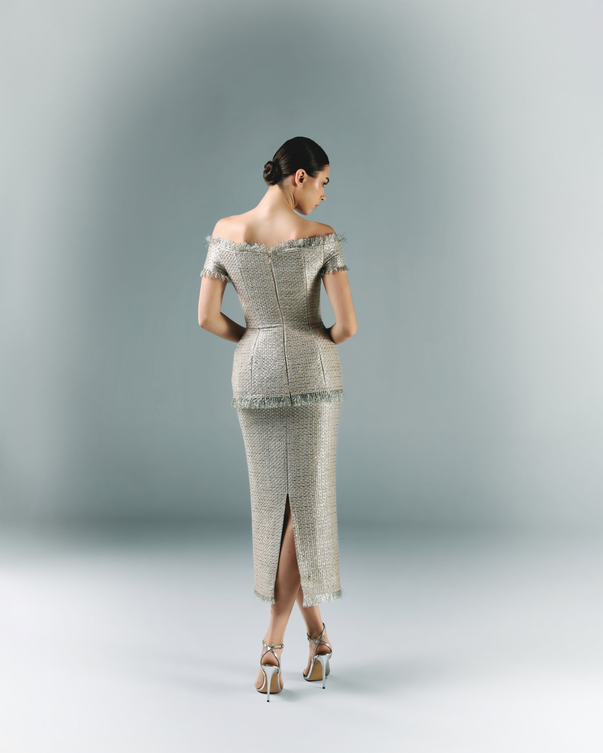 Tweed Corset with Pencil Skirt Gold / FR 40 Tweed Corset with Pencil Skirt Gold / FR 40